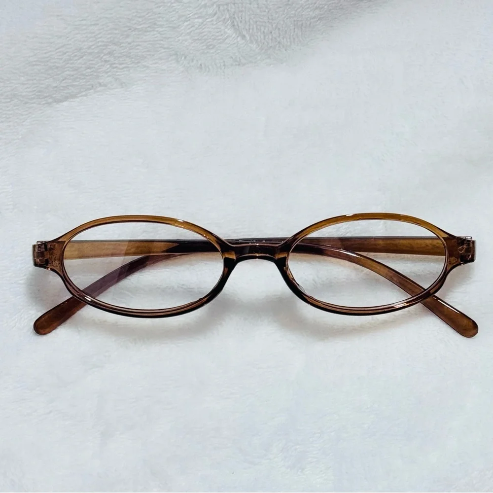 Trendy Oval Women's Reading Glasses - Brown